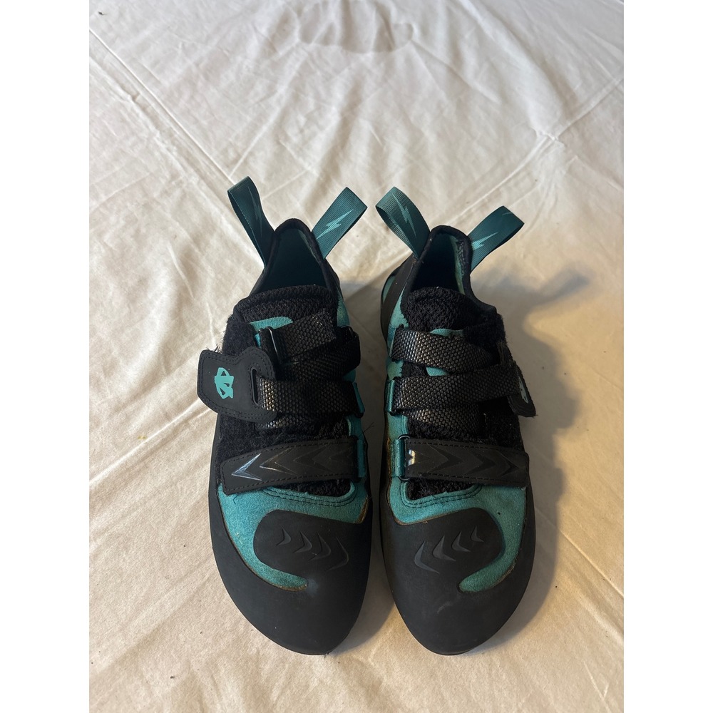 Evolv Elektra Climbing Shoes kids sz 10 Teal Black Hook Loop Straps